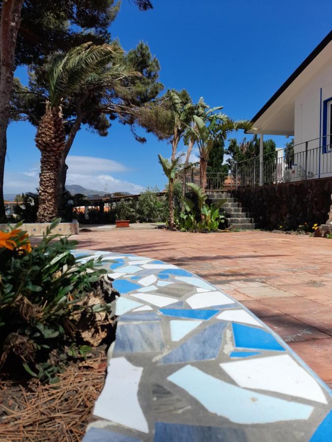 Vulcano: La Porta Delle Eolie Вулькано Екстер'єр фото